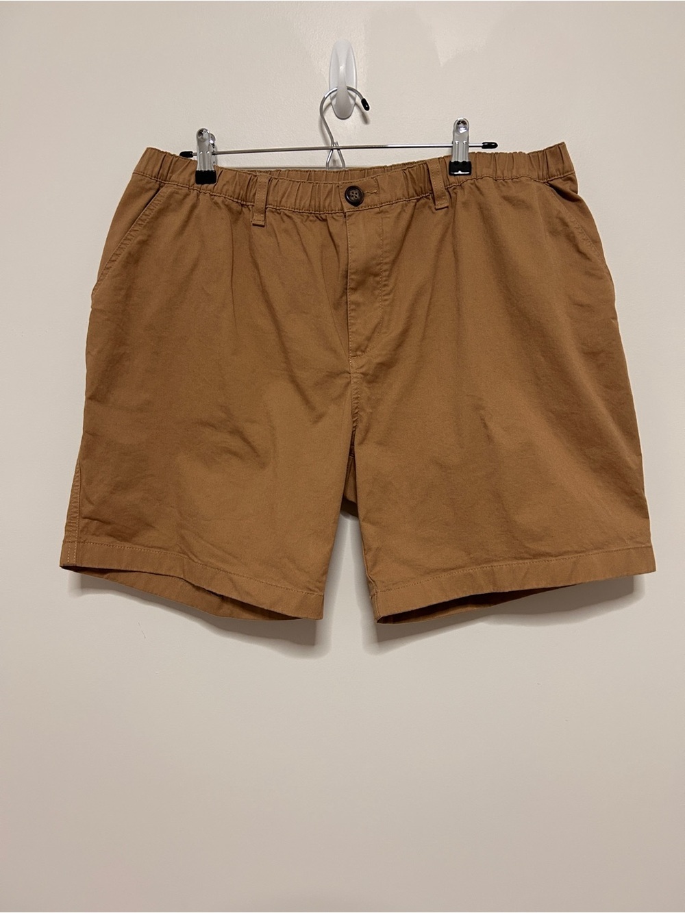 chubbies Tan Flat-Front Men's Shorts XXL 7”inseam Original Thighs Out Preppy